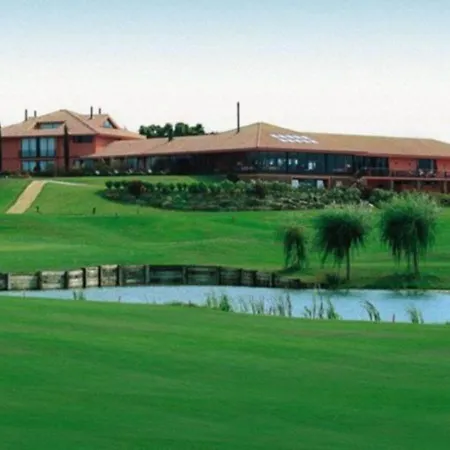 Torremirona Birdie מלון 4*